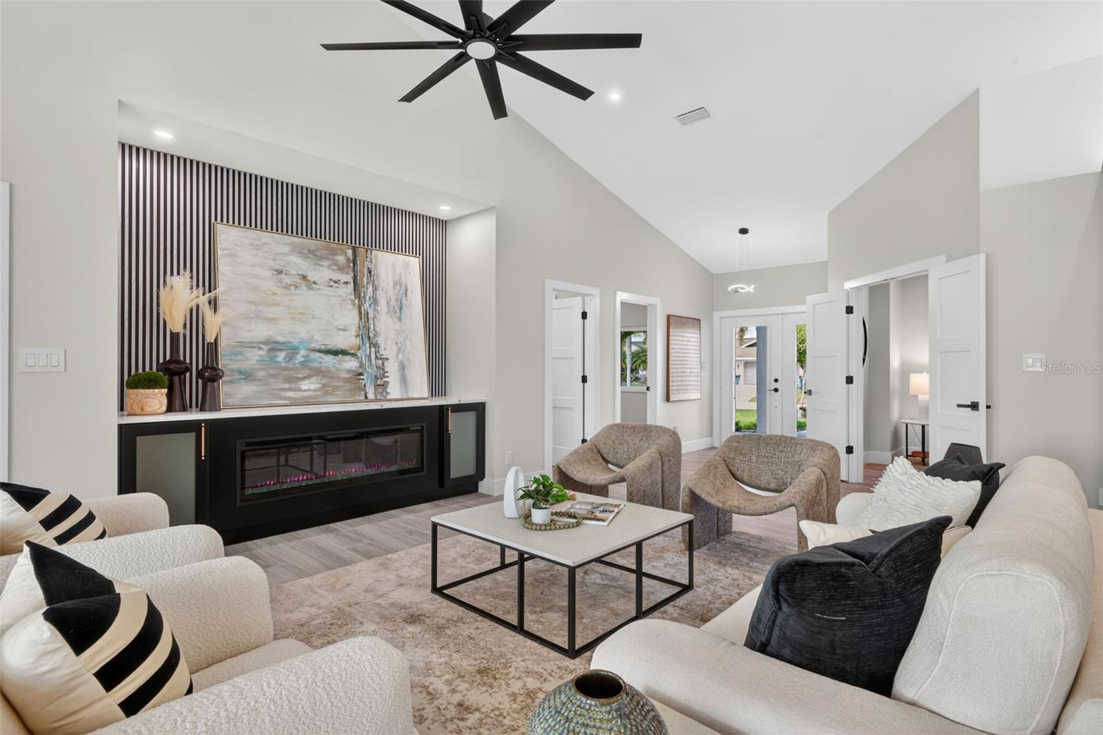 Image 5 of 52 For 5312 9th Place