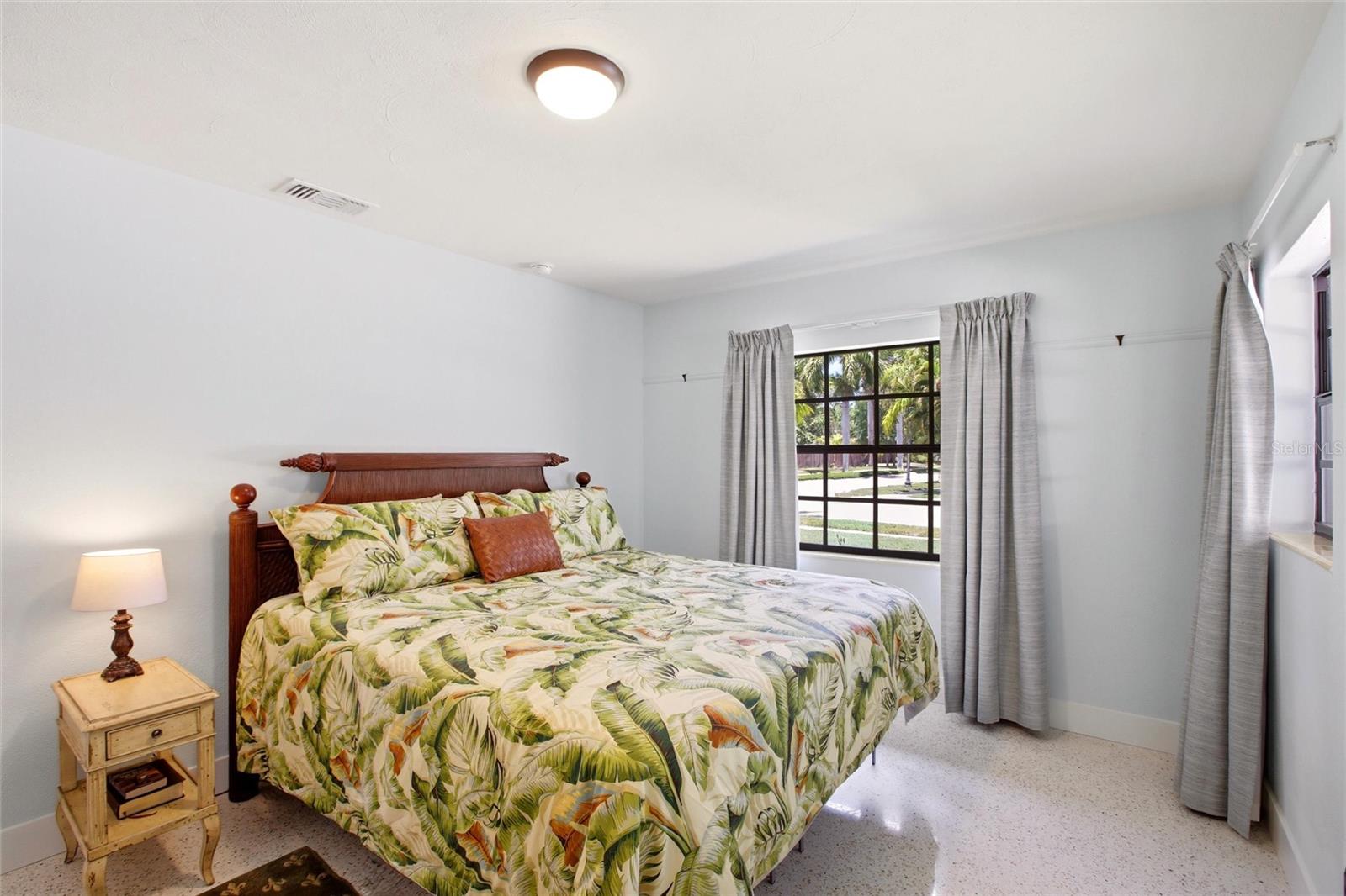 Image 15 of 40 For 2706 Rhode Island Avenue