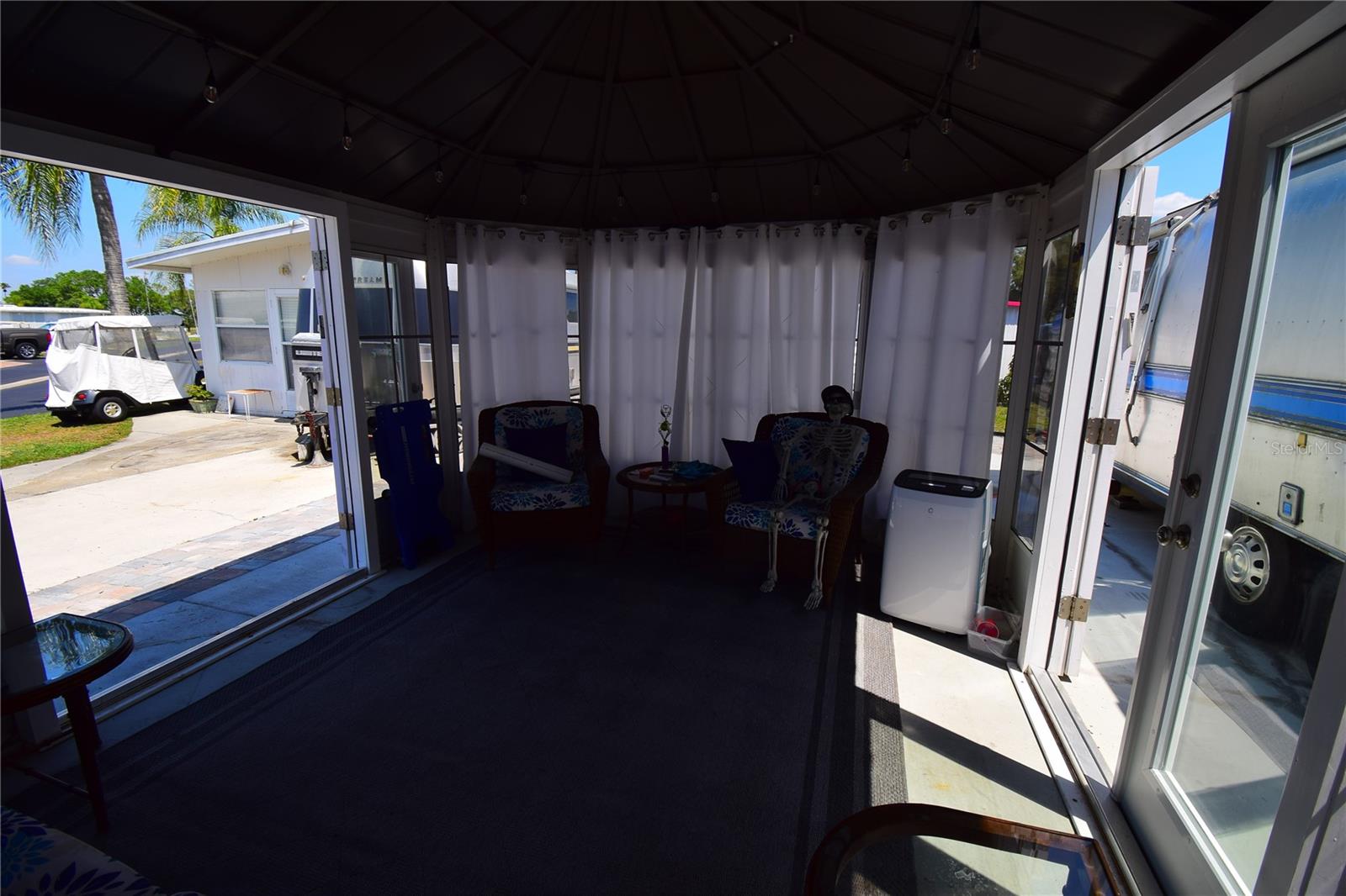 Image 4 of 11 For 46900 Bermont Road 109