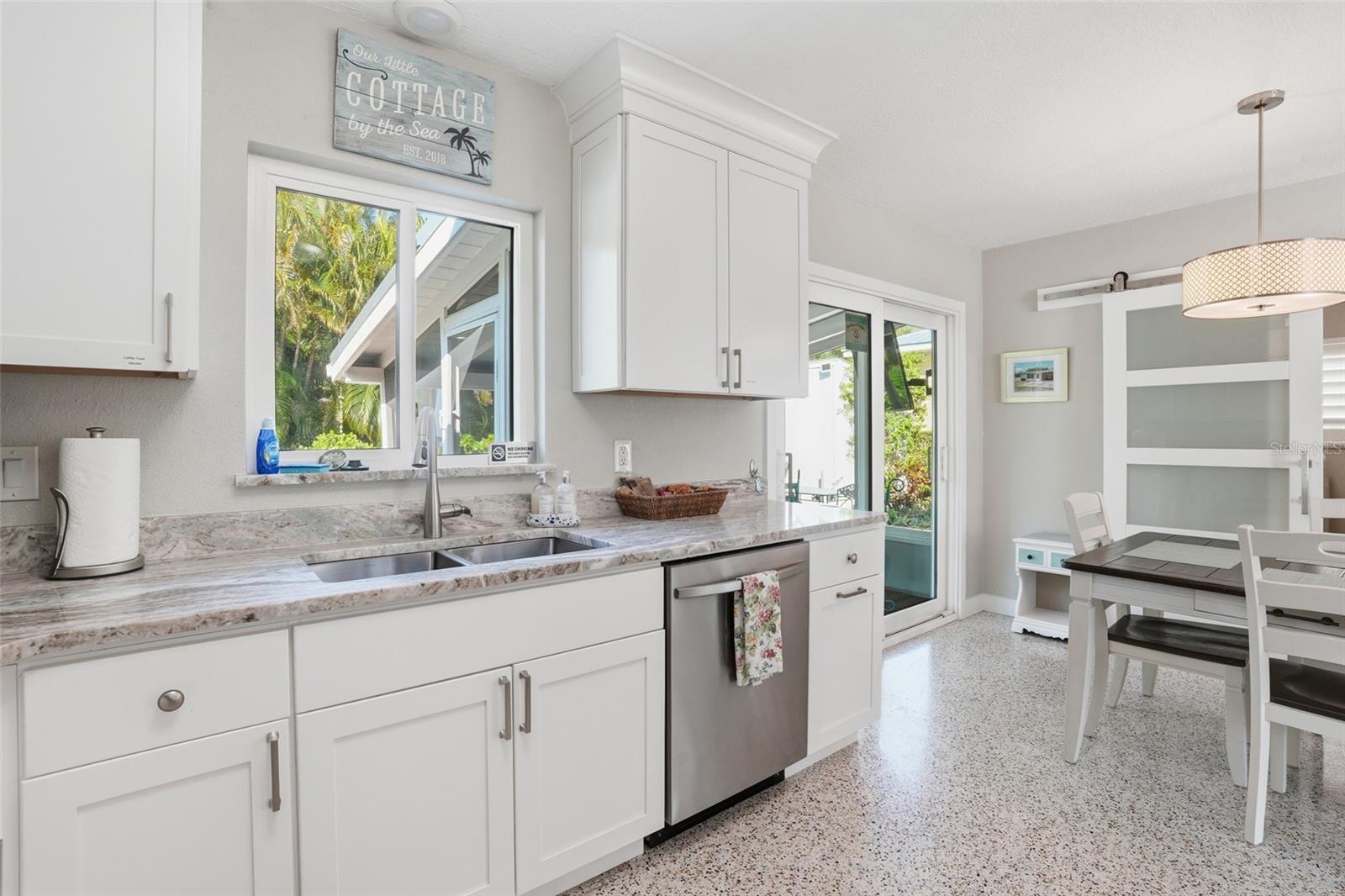 Image 15 of 49 For 415 Harvey Street