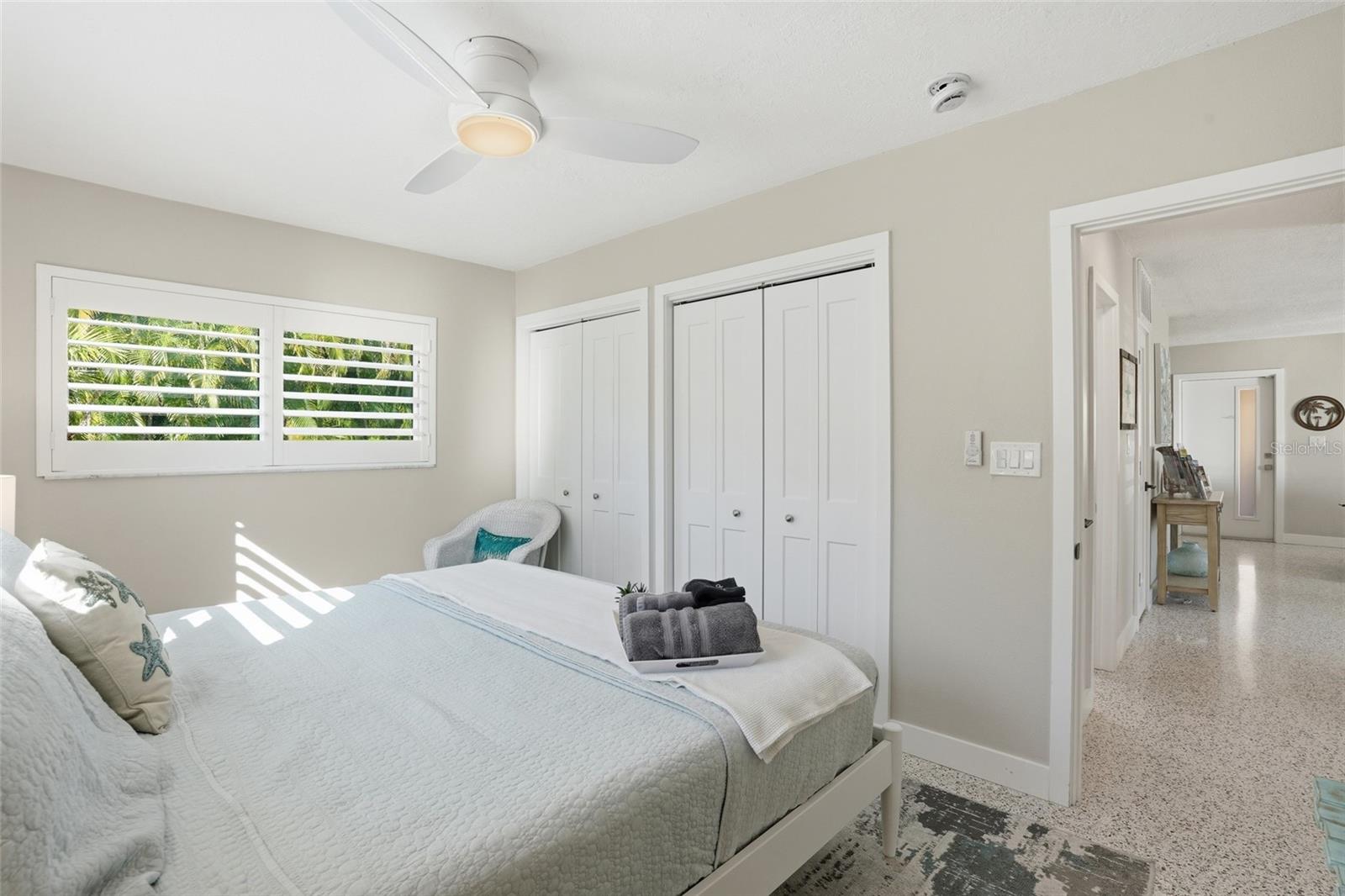 Image 17 of 49 For 415 Harvey Street