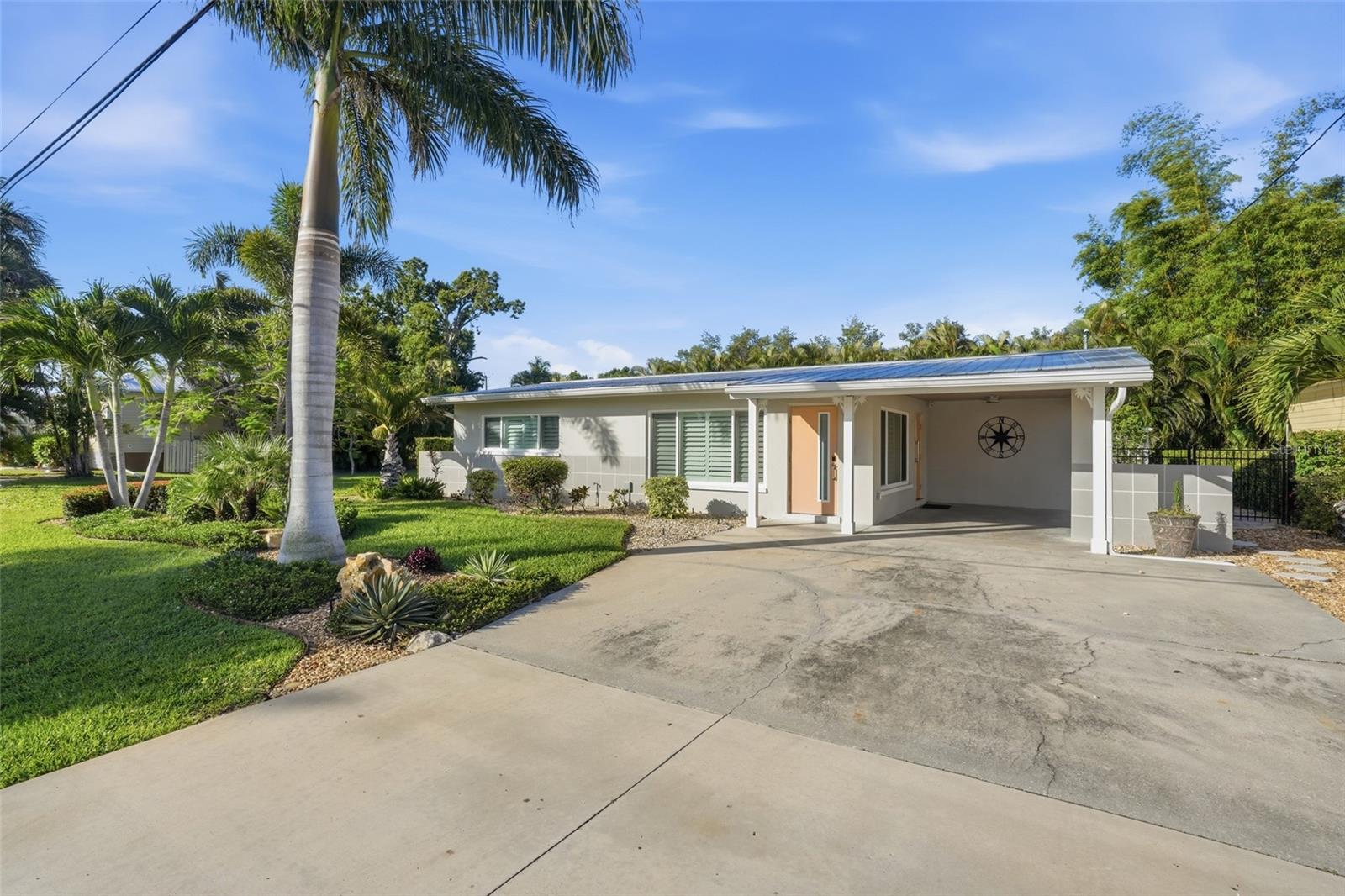 Image 34 of 49 For 415 Harvey Street