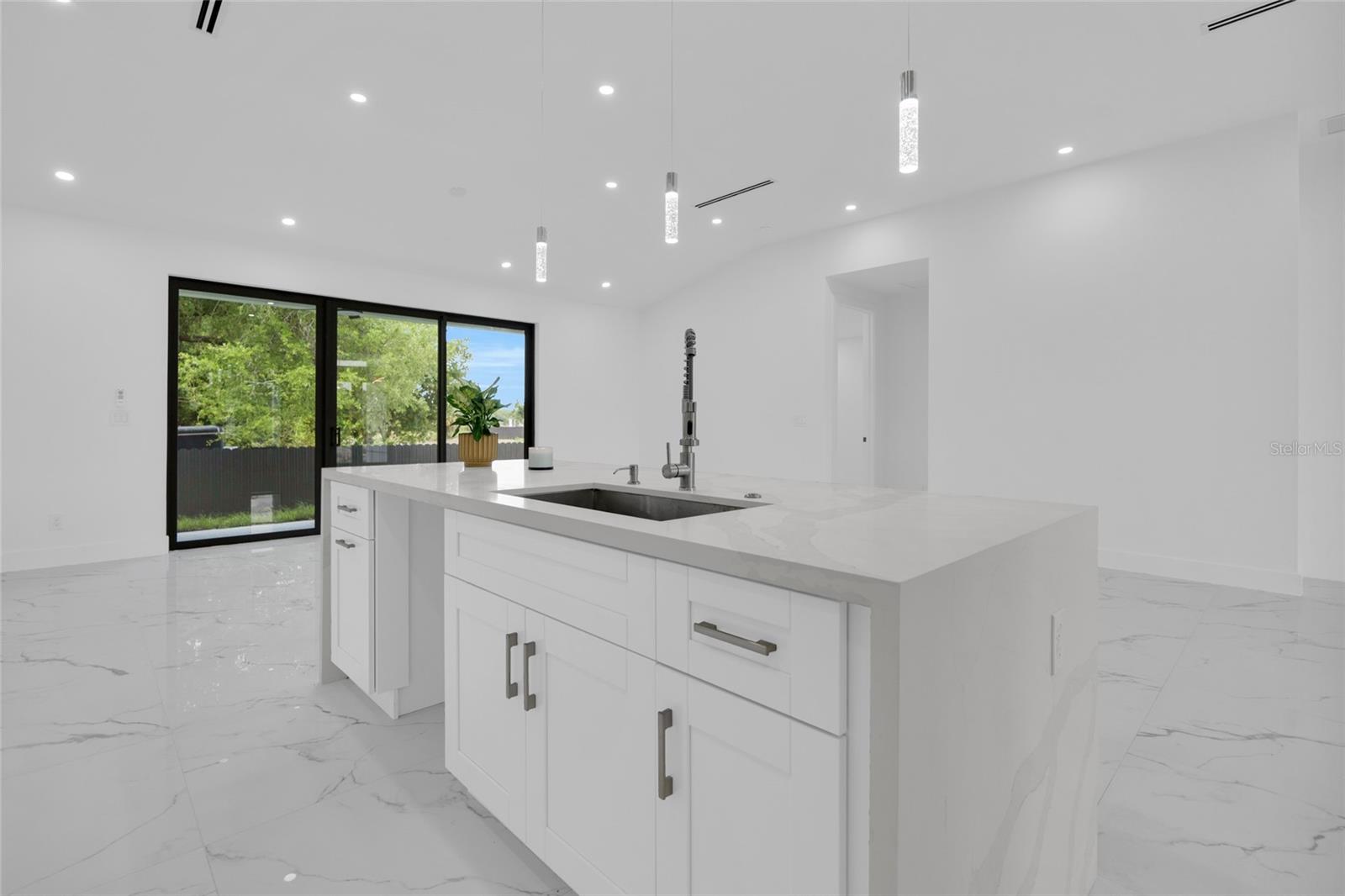 Image 11 of 35 For 3307 17th Street