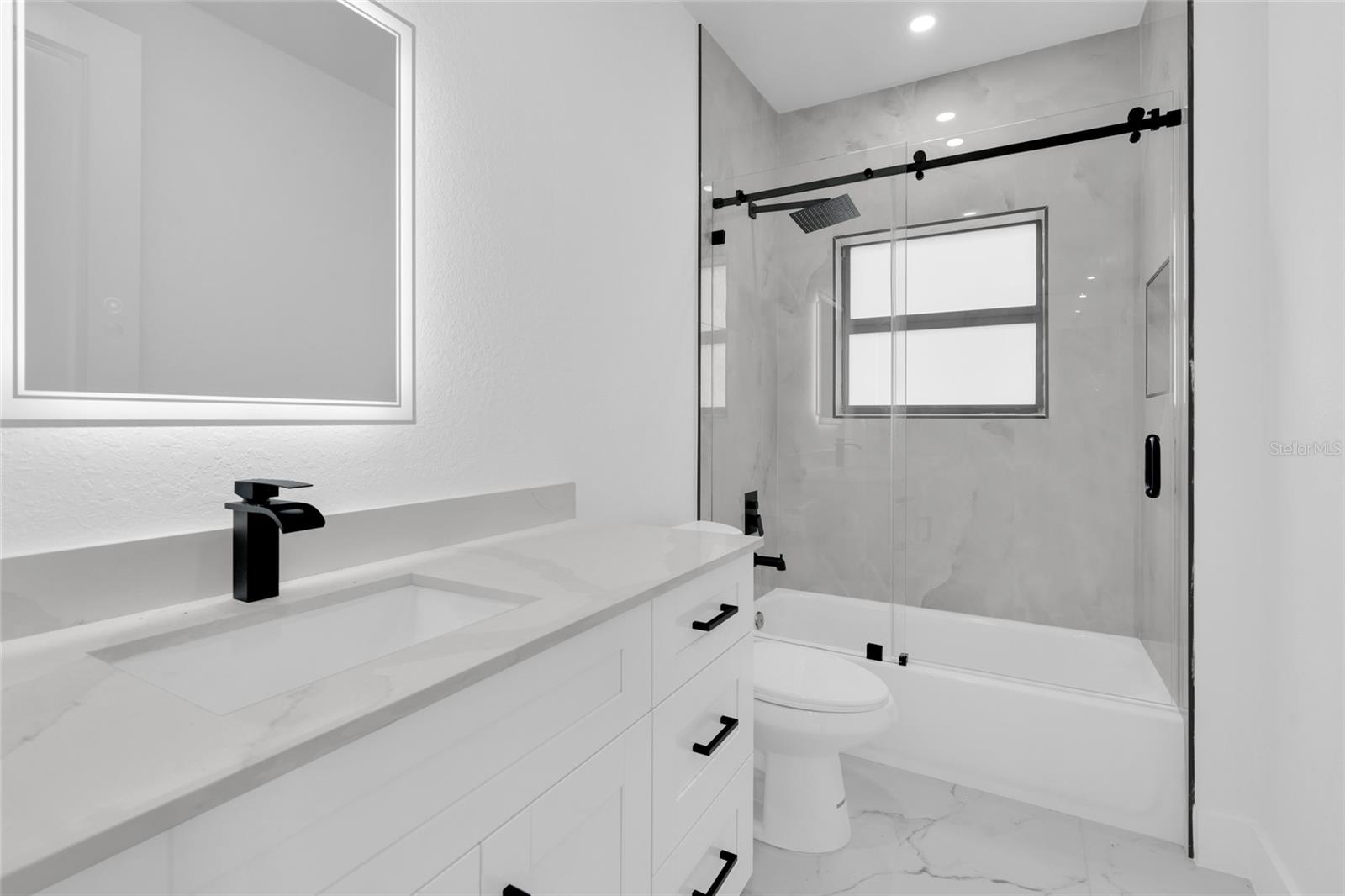 Image 14 of 35 For 3307 17th Street