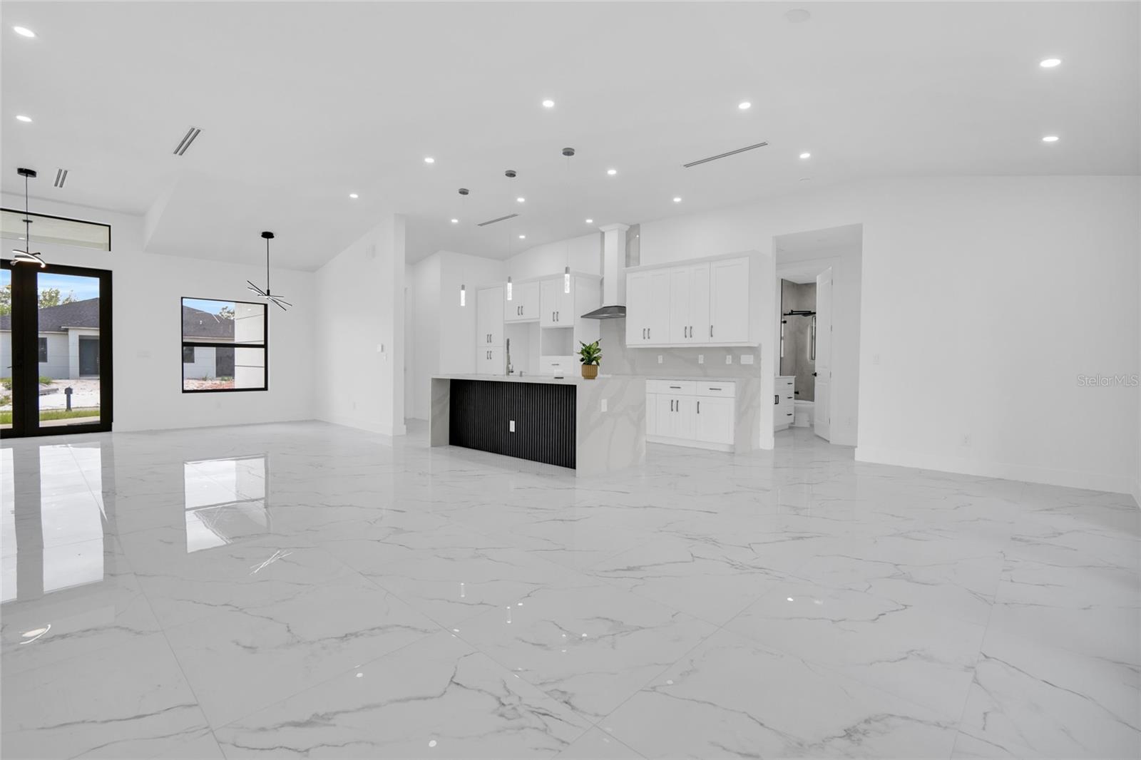 Image 3 of 35 For 3307 17th Street