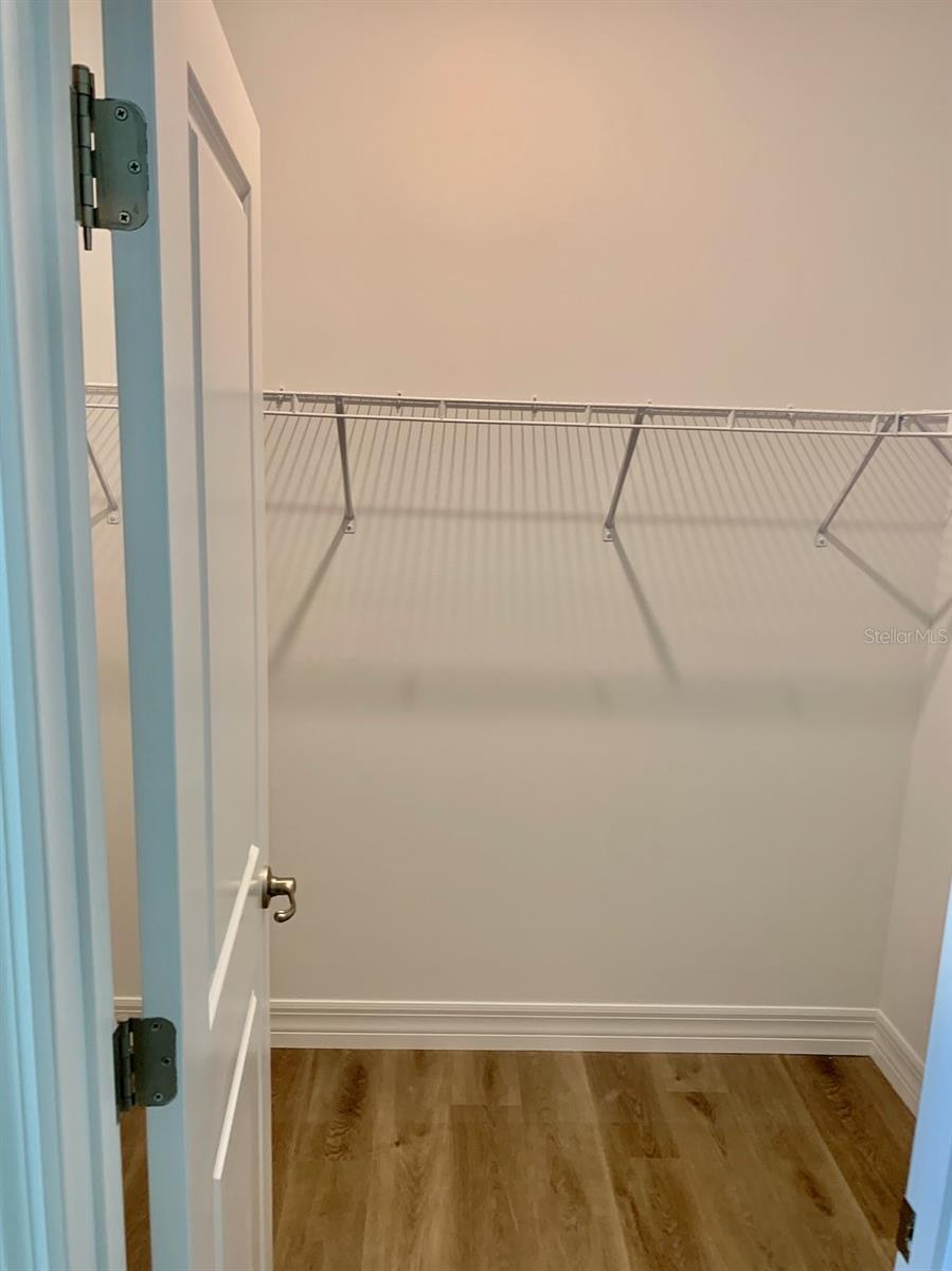 Image 14 of 40 For 21475 Seaton Avenue