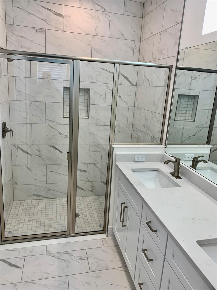 Image 16 of 40 For 21475 Seaton Avenue