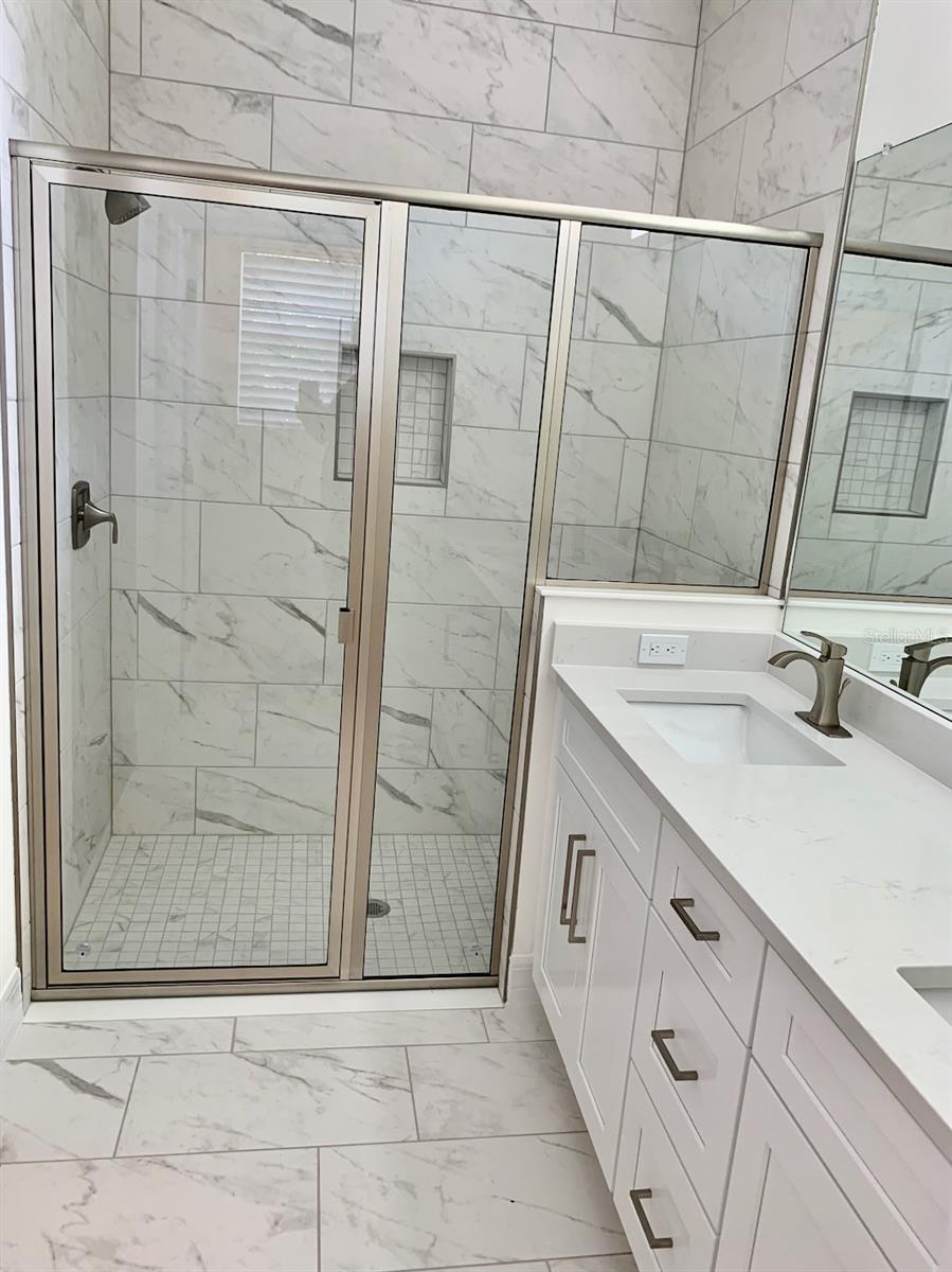 Image 18 of 40 For 21475 Seaton Avenue