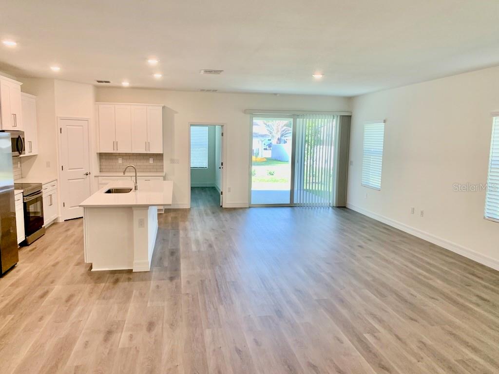 Image 2 of 40 For 21475 Seaton Avenue