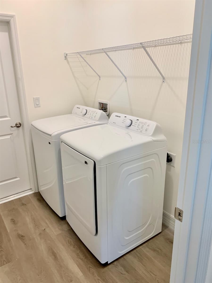 Image 35 of 40 For 21475 Seaton Avenue