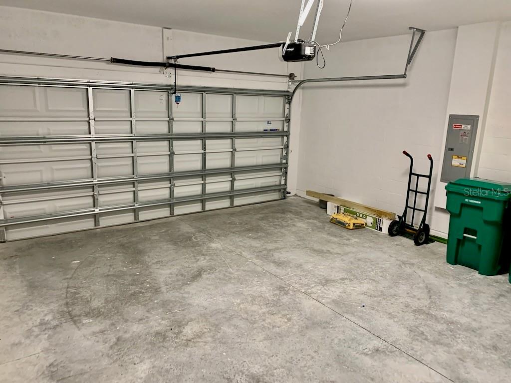 Image 37 of 40 For 21475 Seaton Avenue