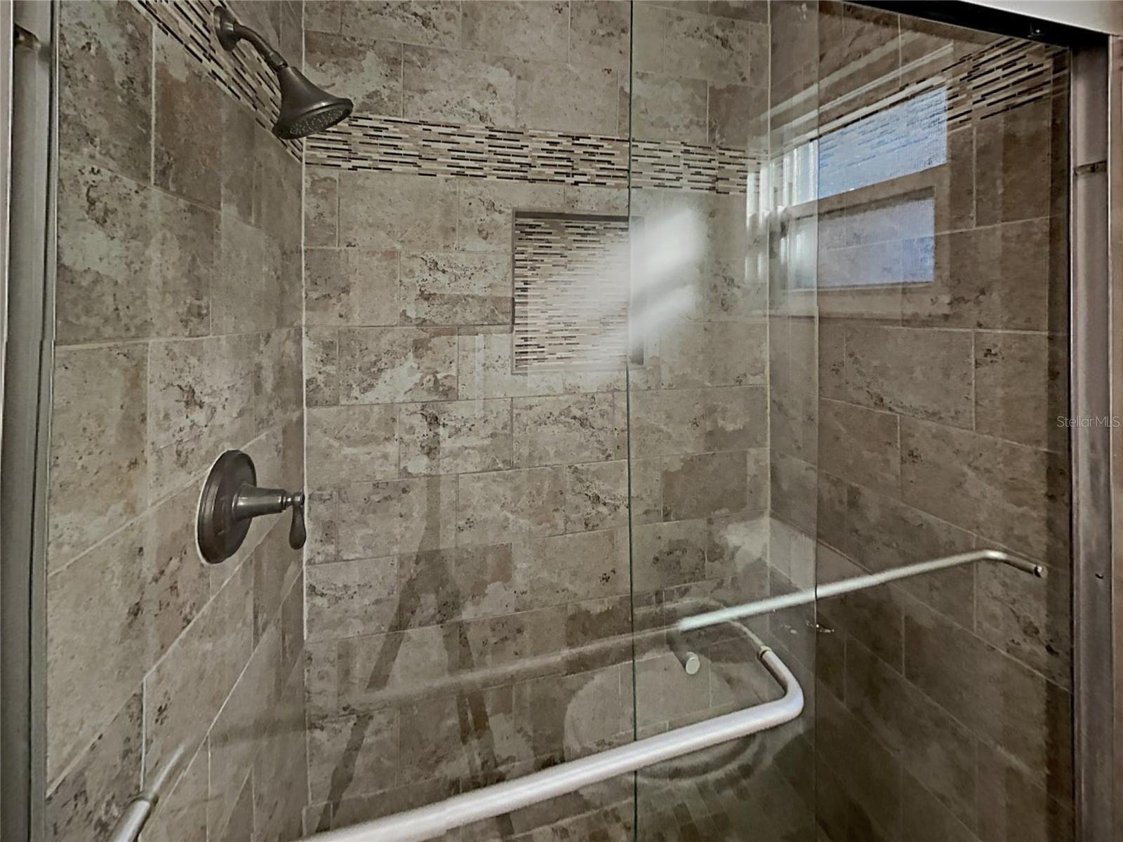 Image 13 of 23 For 866 Buttonwood Lane