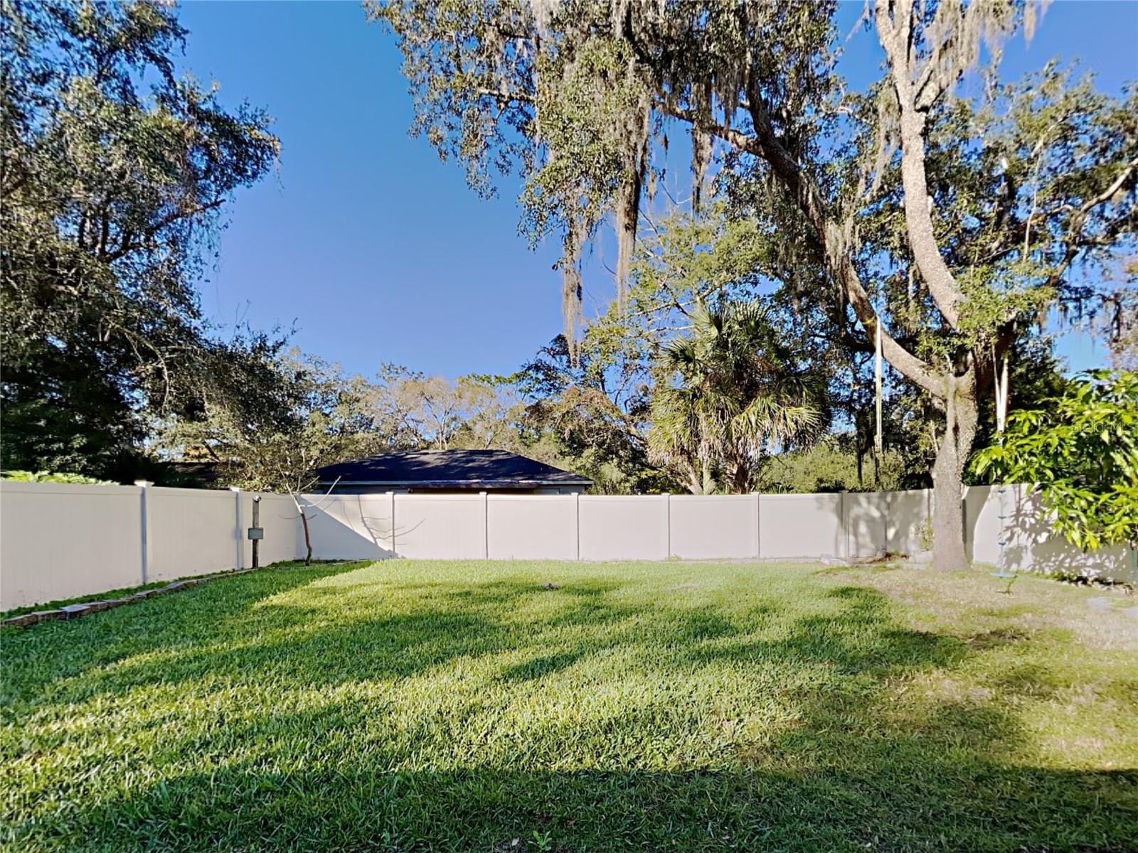 Image 21 of 23 For 866 Buttonwood Lane