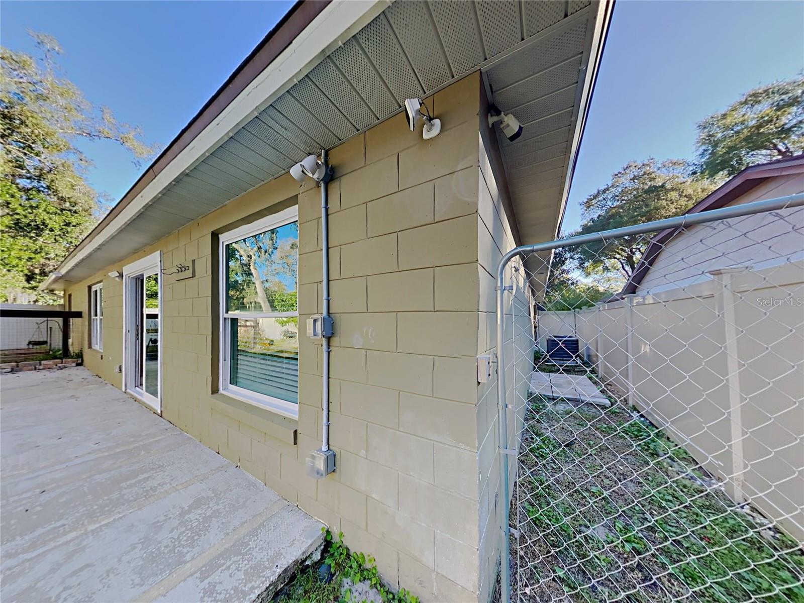 Image 22 of 23 For 866 Buttonwood Lane