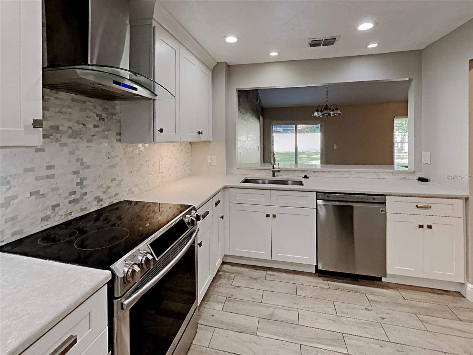 Image 8 of 23 For 866 Buttonwood Lane