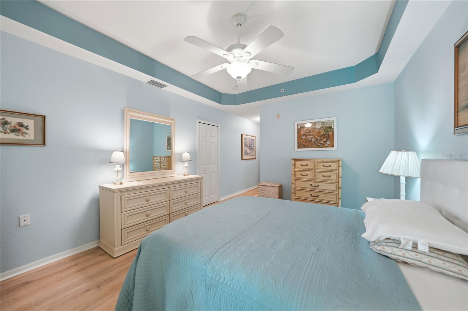 Image 21 of 50 For 255 End Drive 4201