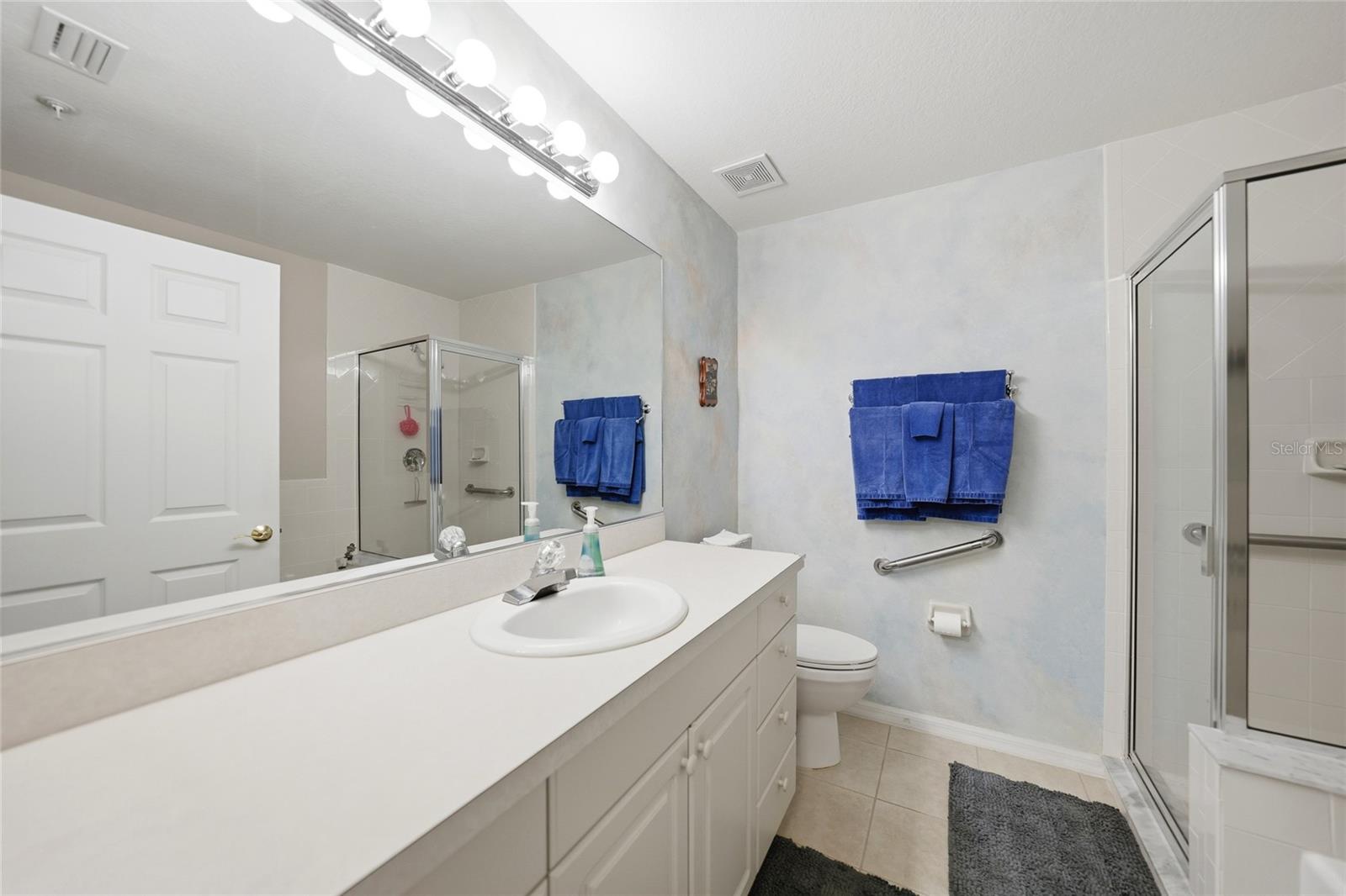 Image 22 of 50 For 255 End Drive 4201