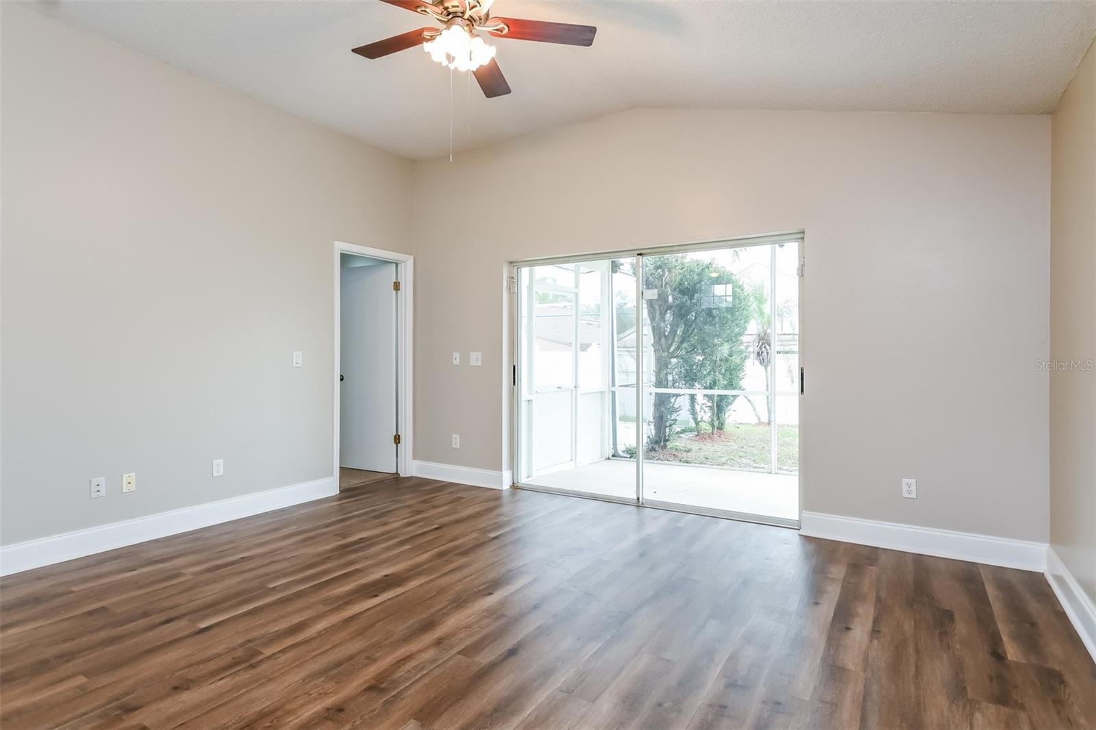 Image 3 of 15 For 4912 Sausalito Lane