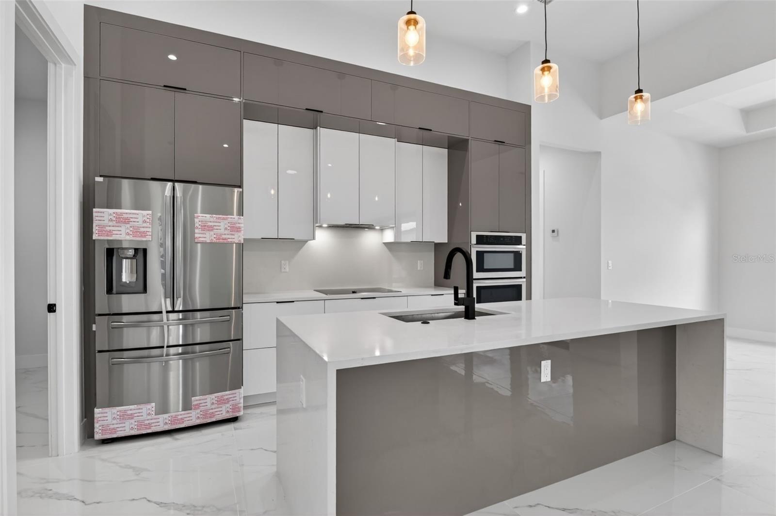 Image 16 of 67 For 4343 31st Terrace