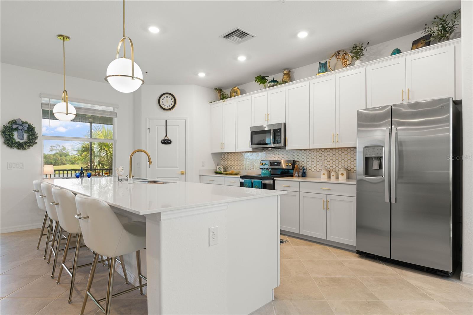 Image 7 of 94 For 14174 Poppy Field Loop 4722