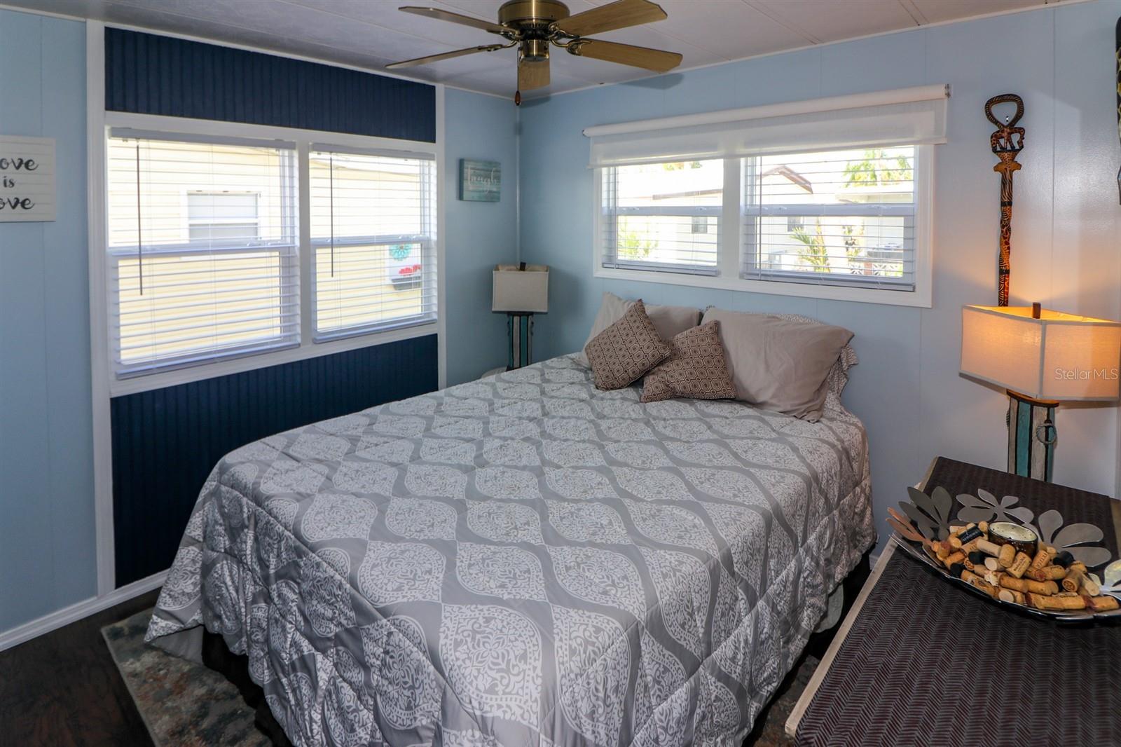 Image 14 of 43 For 2100 Kings Highway 662