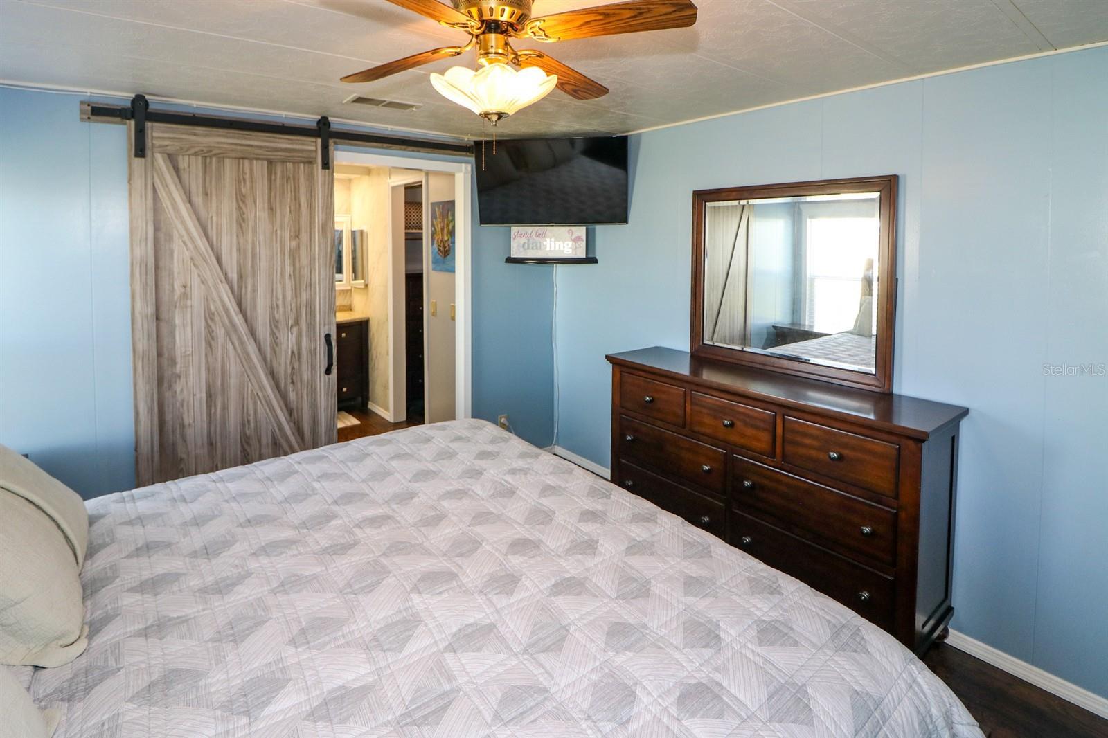 Image 16 of 43 For 2100 Kings Highway 662