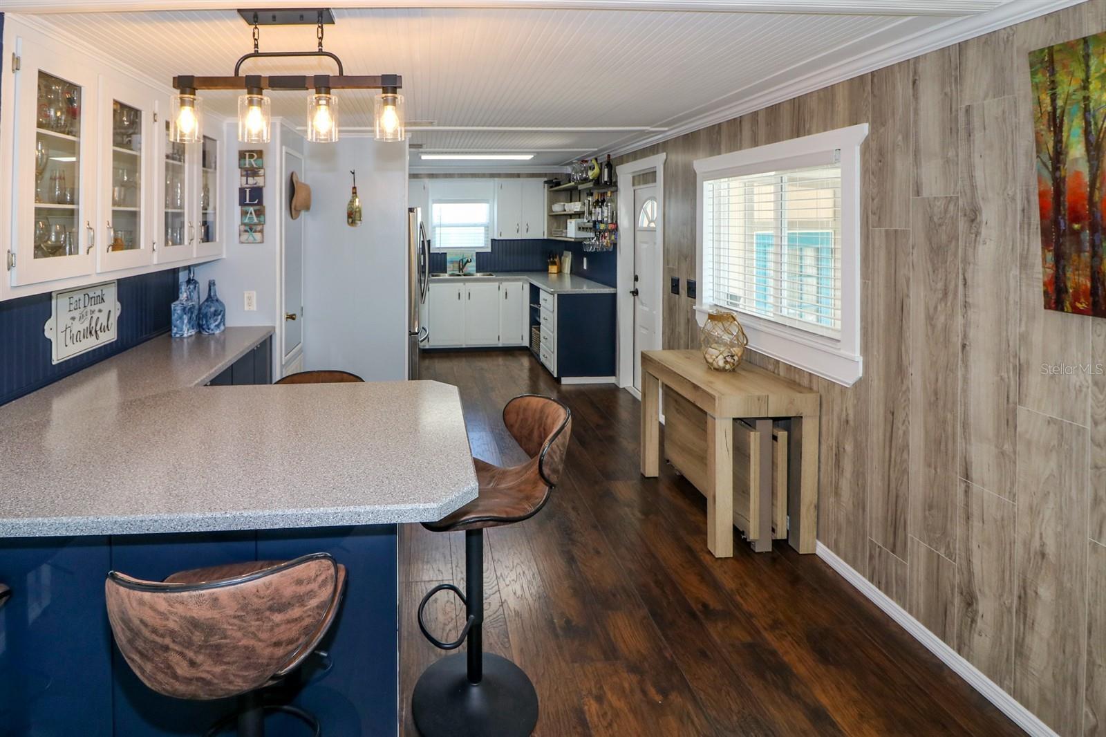 Image 8 of 43 For 2100 Kings Highway 662