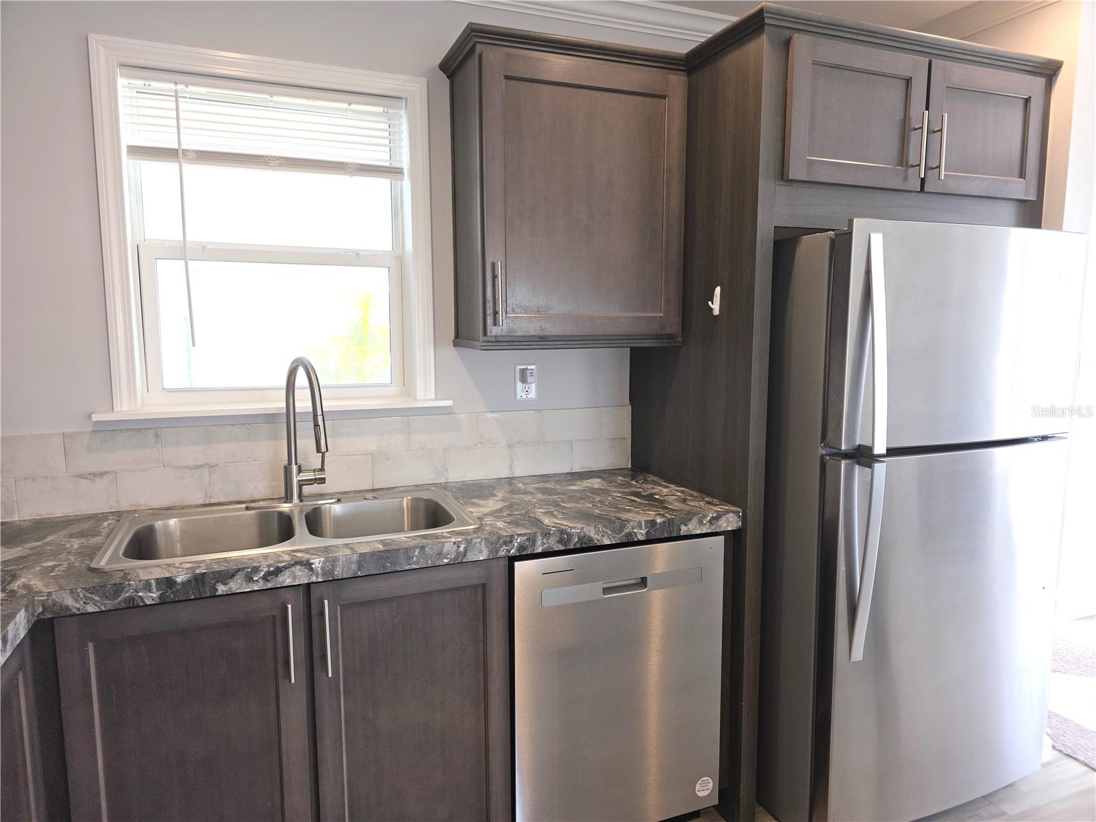 Image 4 of 24 For 236 Wolverine Avenue