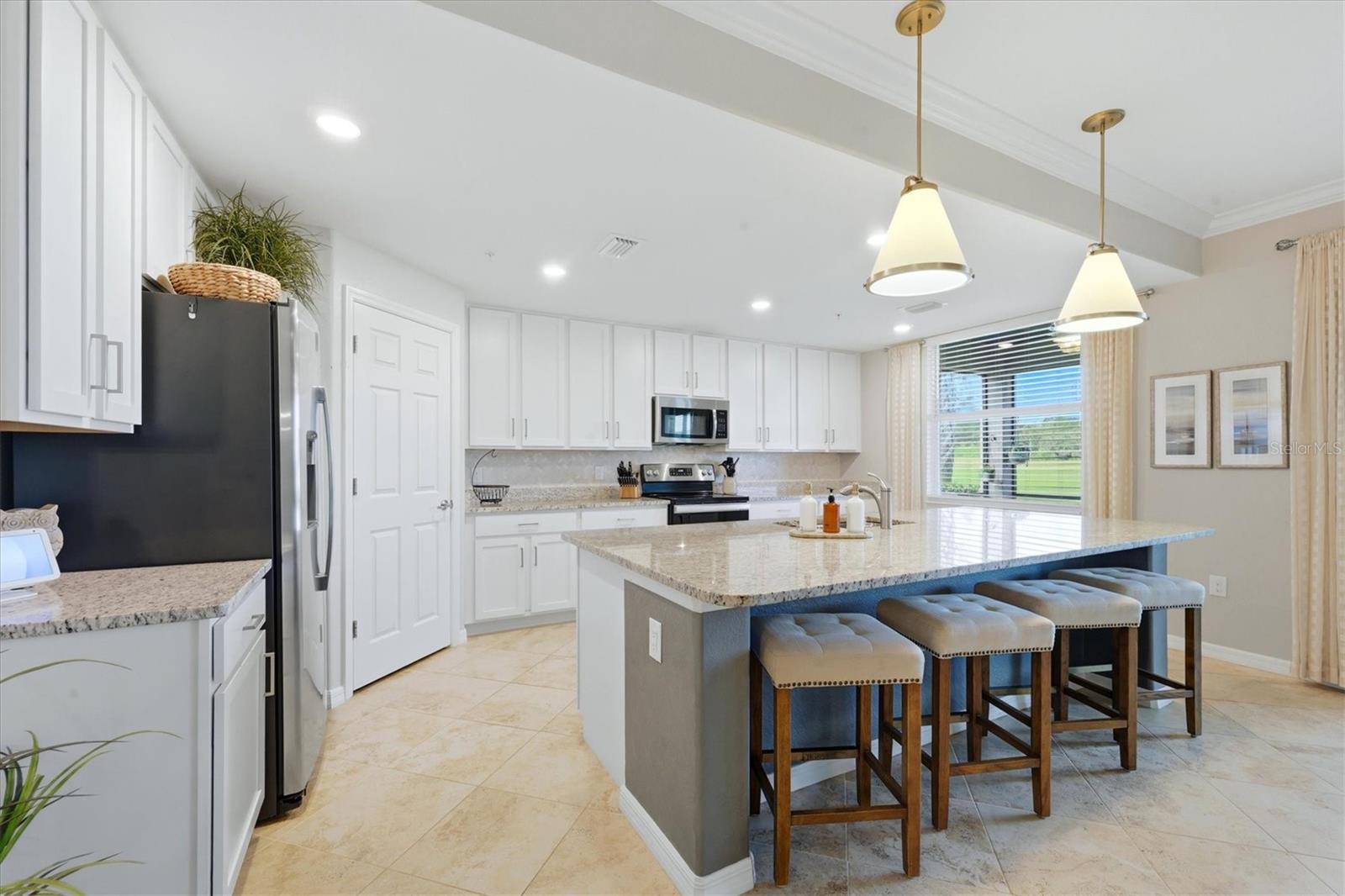 Image 15 of 95 For 14049 Black Beauty Drive 711