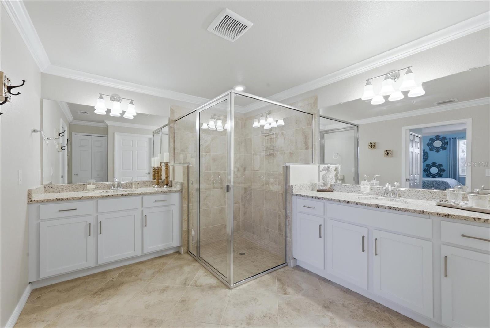 Image 25 of 95 For 14049 Black Beauty Drive 711