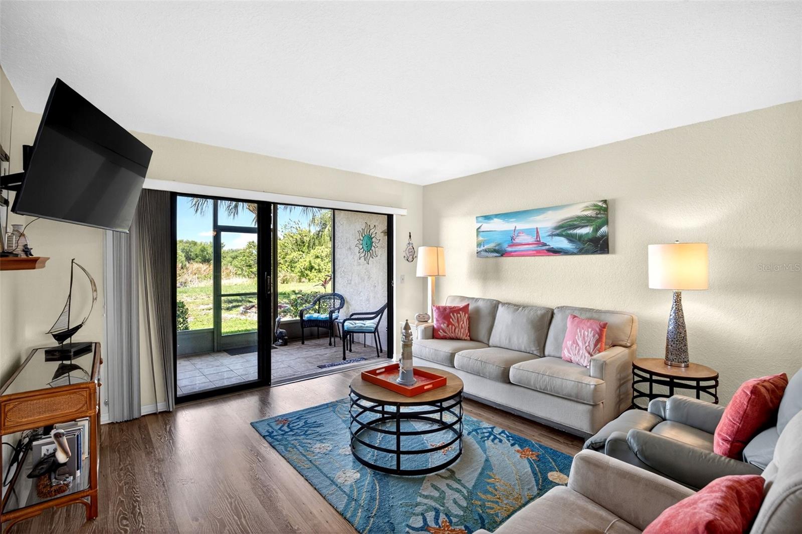 Image 18 of 44 For 175 Kings Highway 516