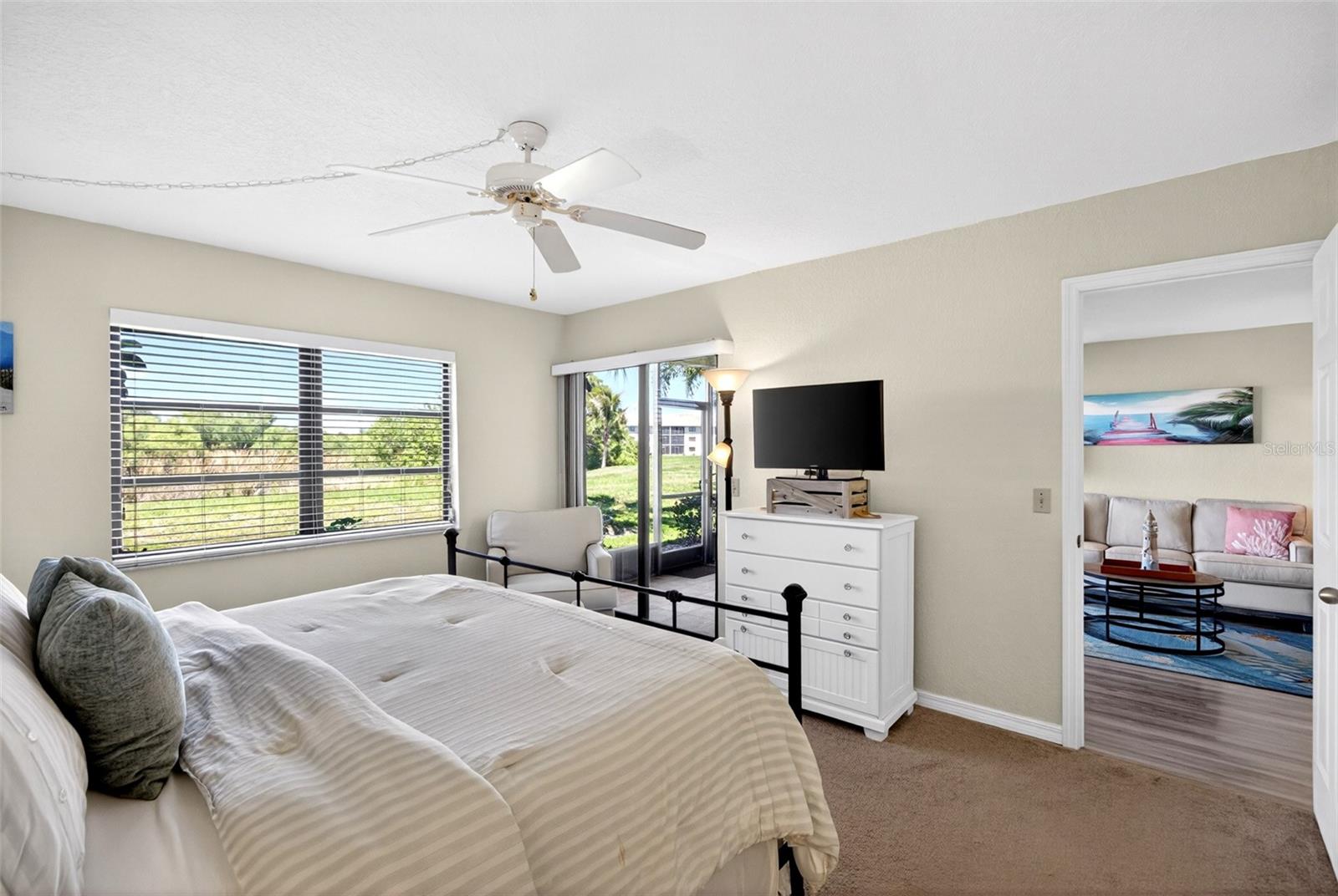 Image 22 of 44 For 175 Kings Highway 516