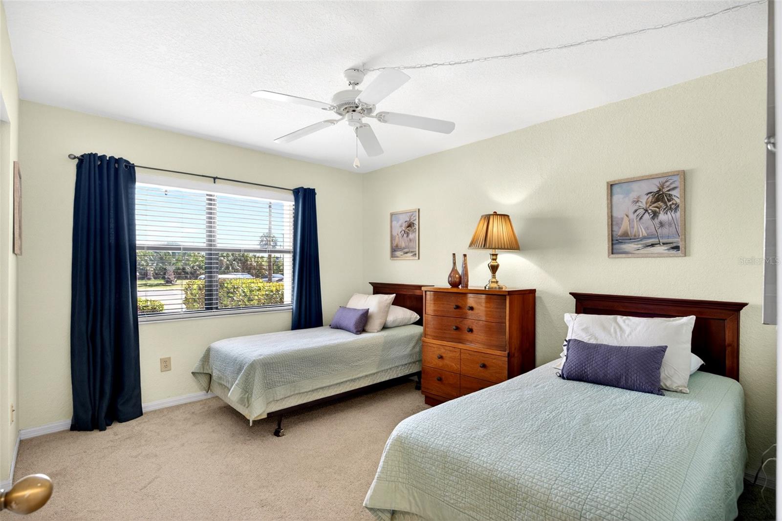 Image 27 of 44 For 175 Kings Highway 516