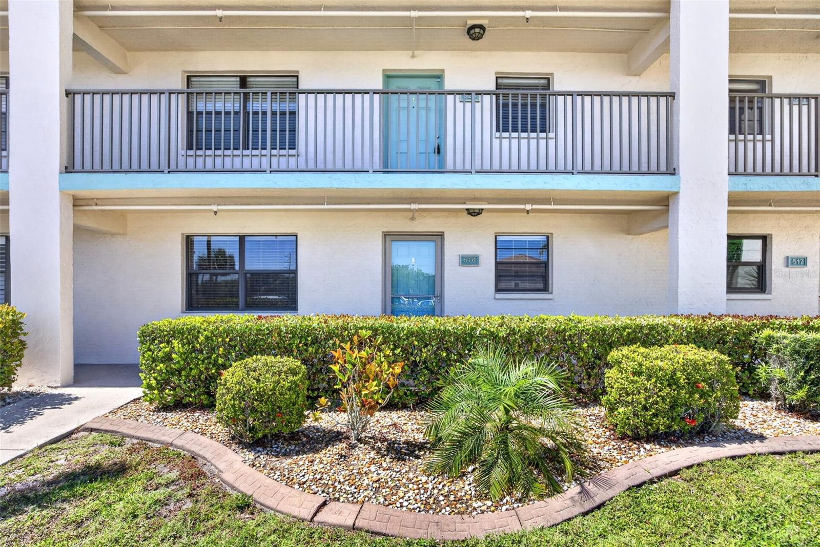 Image 41 of 44 For 175 Kings Highway 516