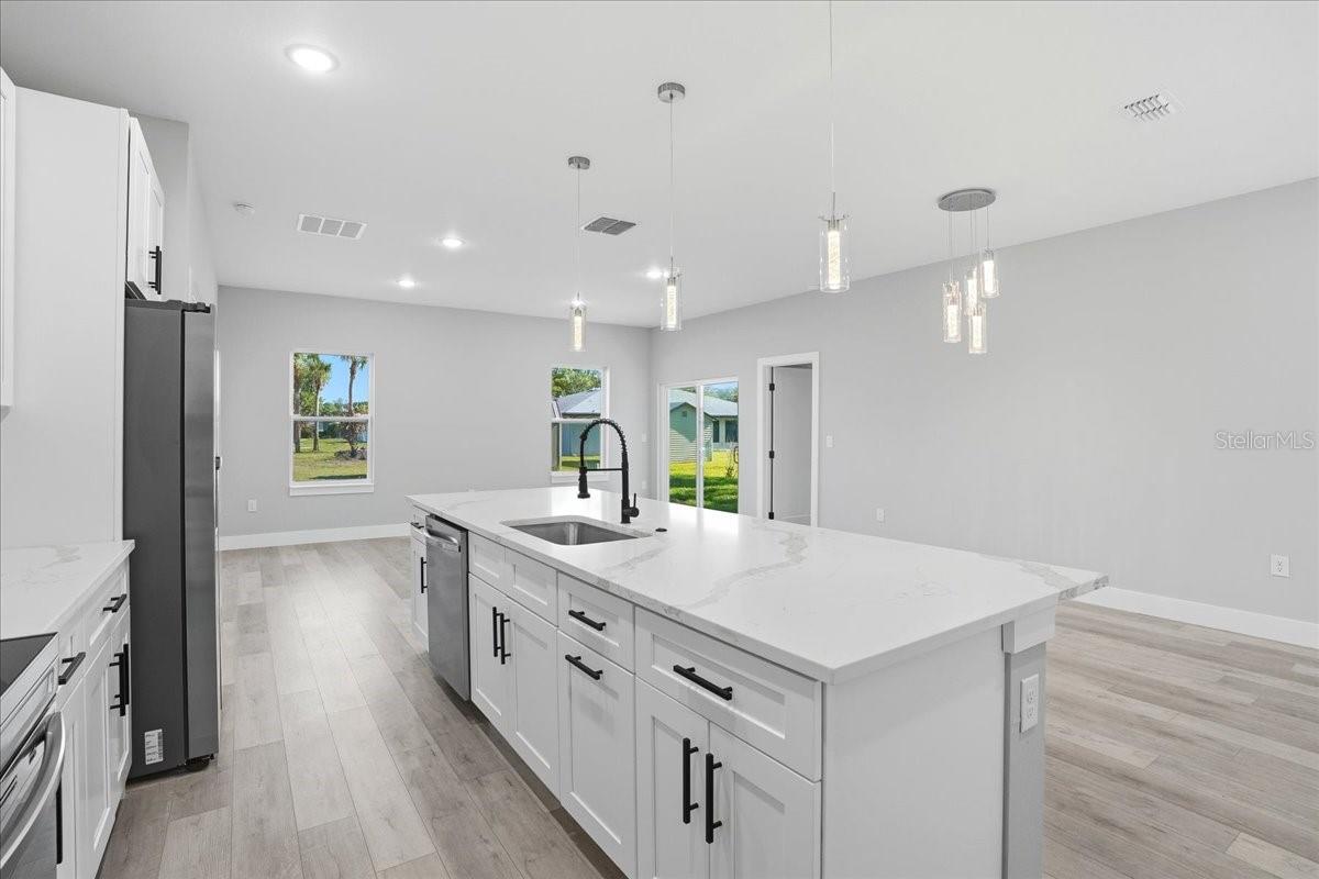 Image 13 of 42 For 18292 Troon Avenue