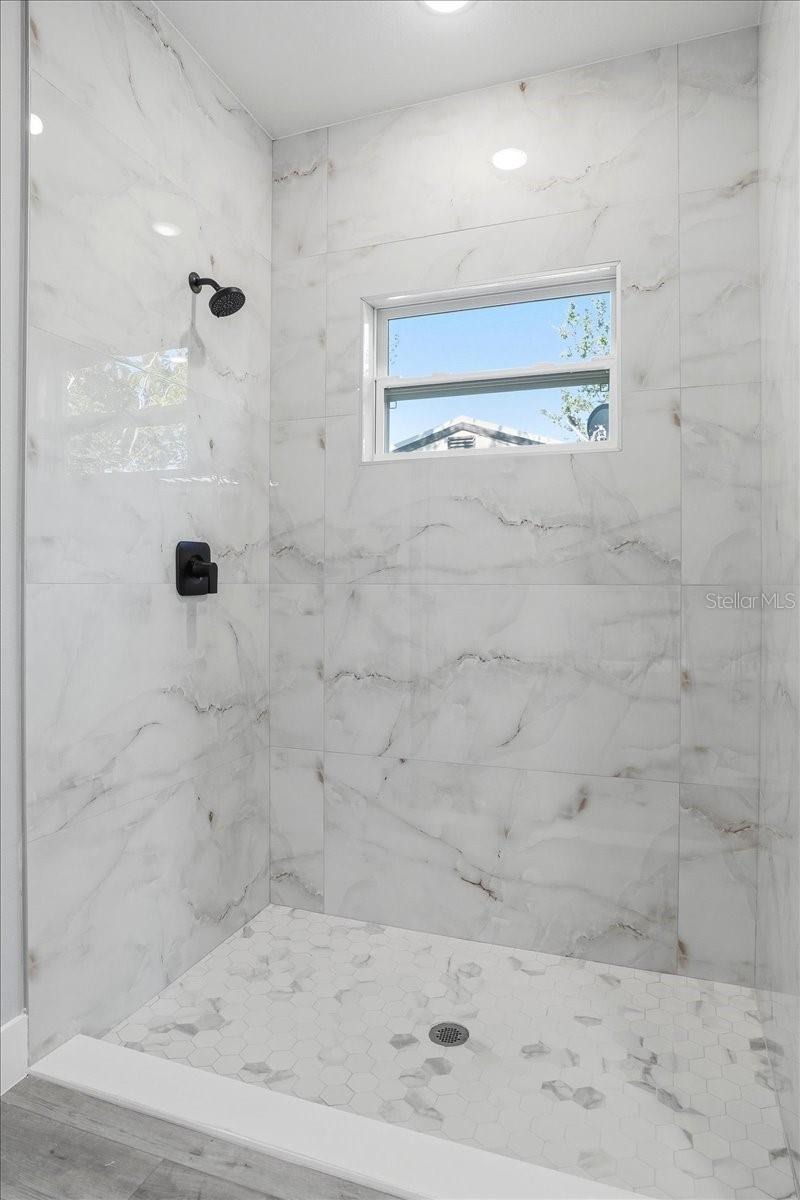 Image 24 of 42 For 18292 Troon Avenue