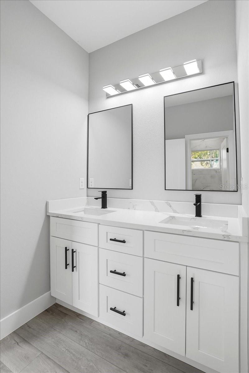 Image 25 of 42 For 18292 Troon Avenue