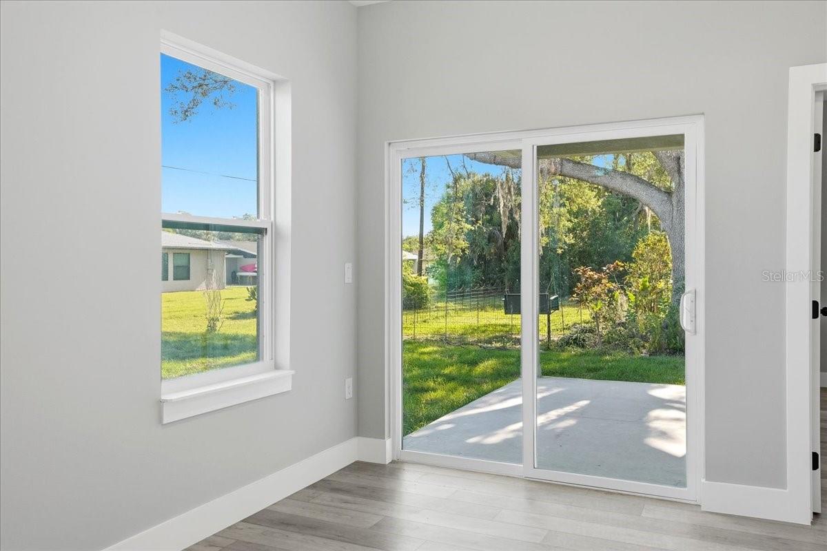 Image 9 of 42 For 18292 Troon Avenue