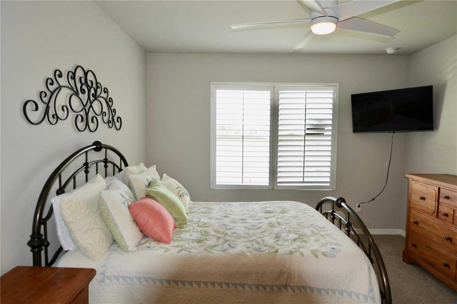 Image 12 of 45 For 25161 Lenox Circle
