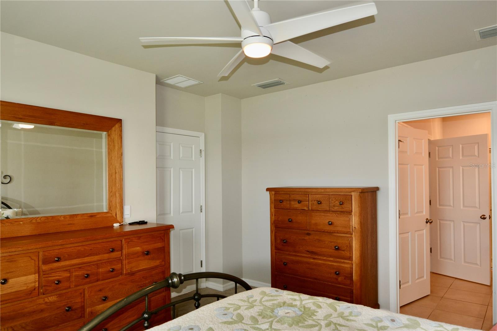 Image 13 of 45 For 25161 Lenox Circle