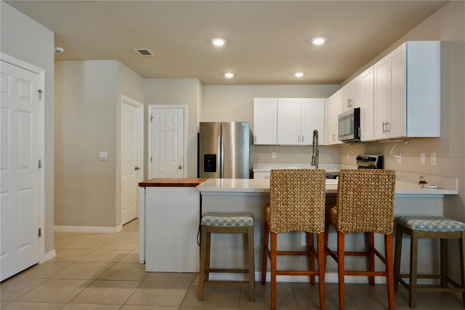 Image 18 of 45 For 25161 Lenox Circle