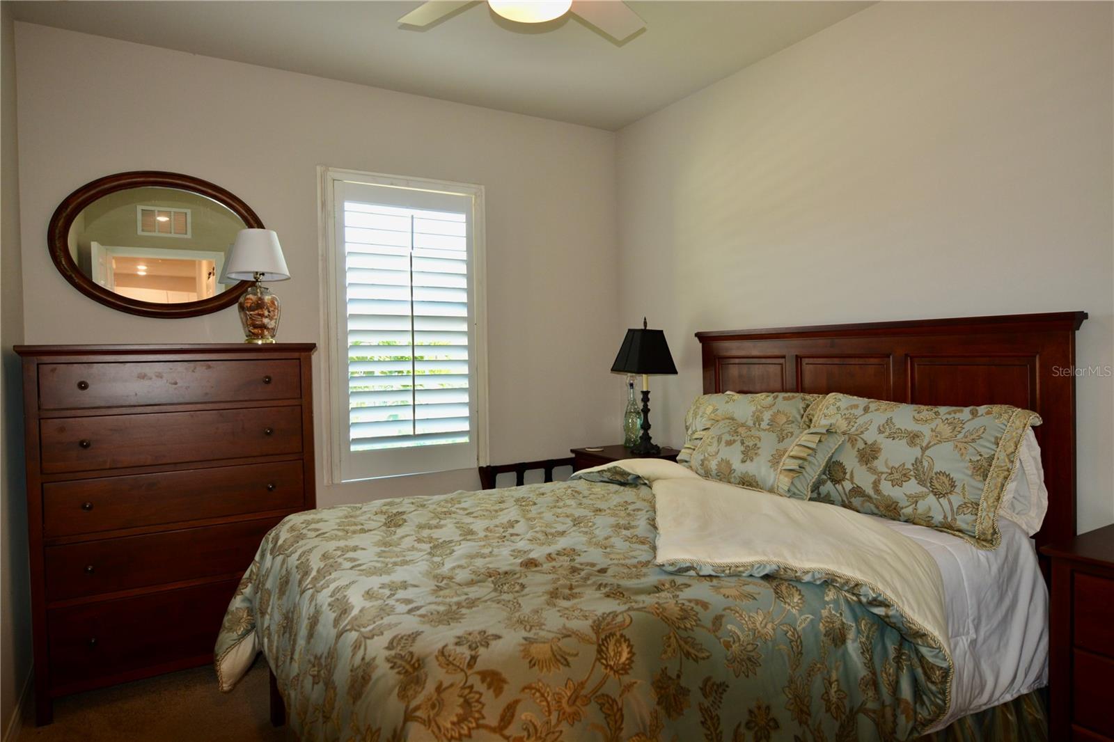 Image 21 of 45 For 25161 Lenox Circle