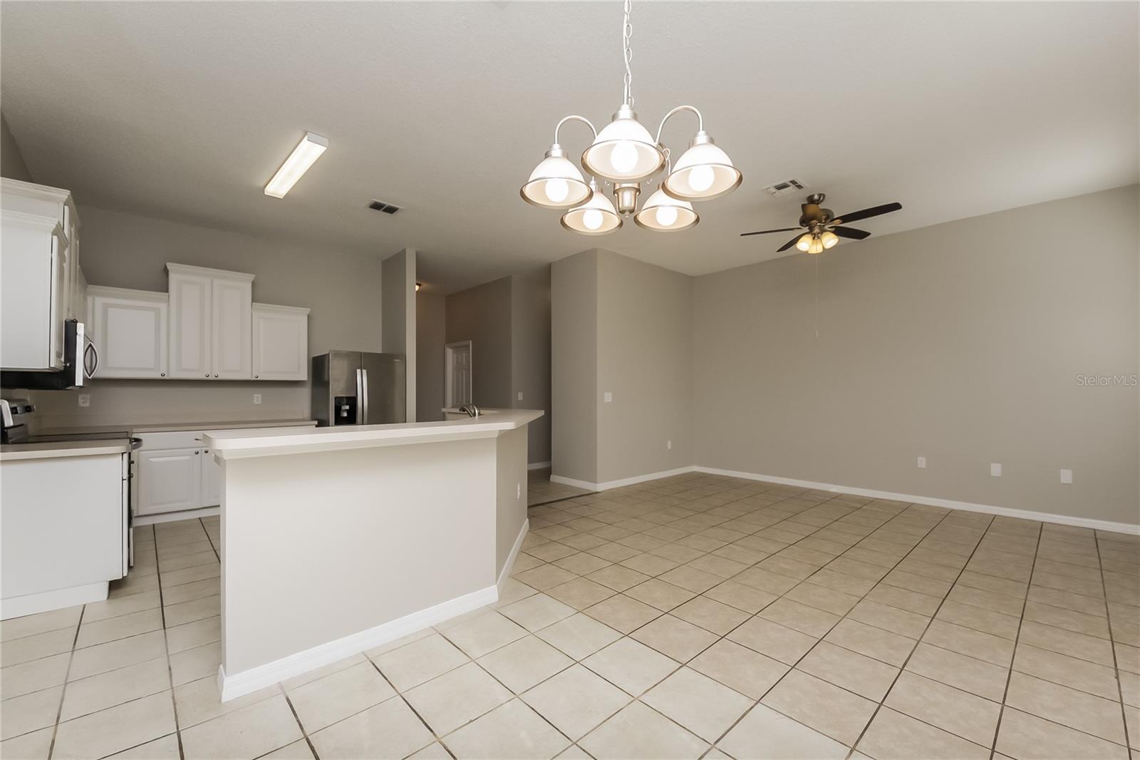 Image 5 of 15 For 906 Mendoza Lane