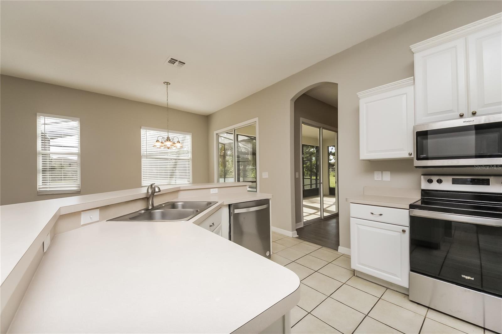 Image 6 of 15 For 906 Mendoza Lane