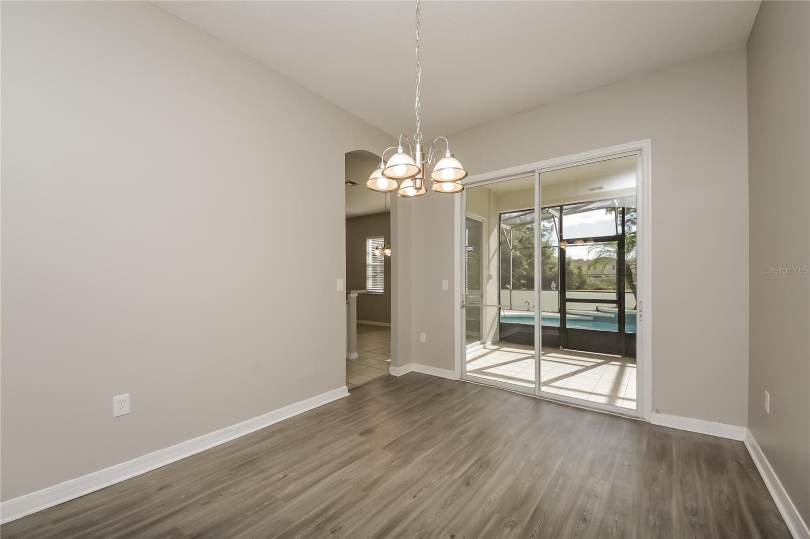 Image 8 of 15 For 906 Mendoza Lane