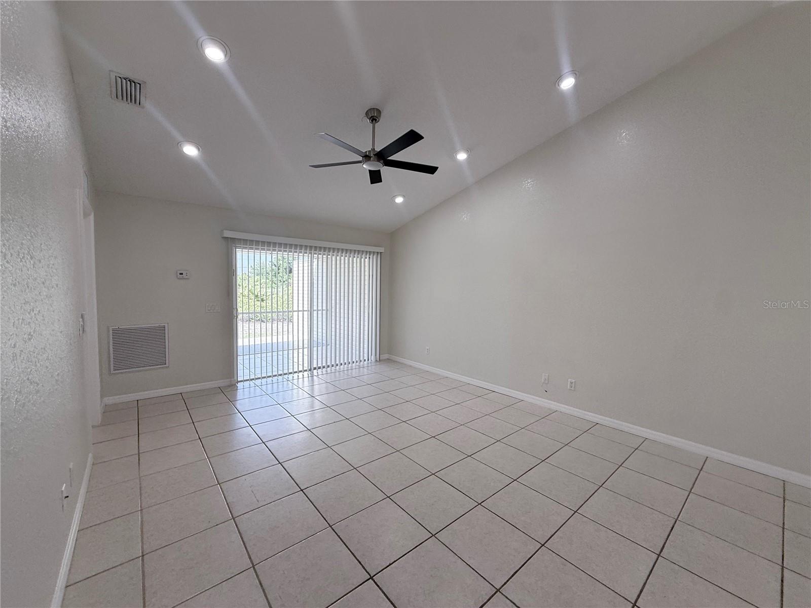 Image 6 of 10 For 27092 Partin Drive B