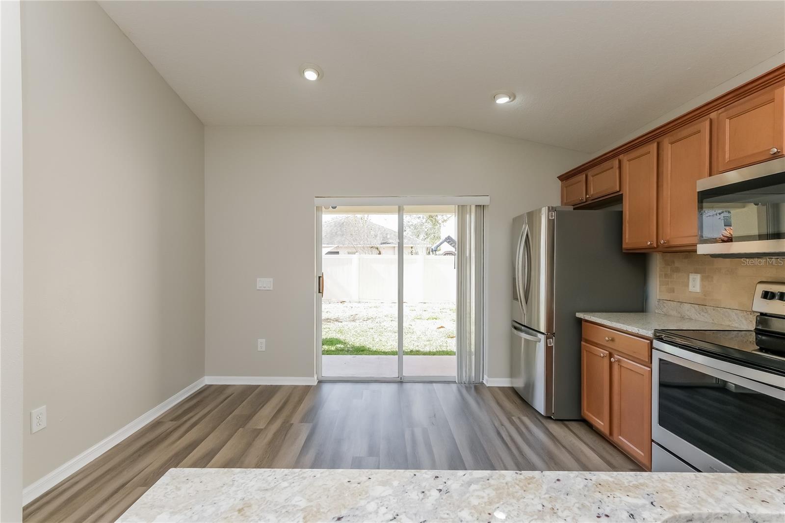 Image 3 of 15 For 15411 Peach Stone Place