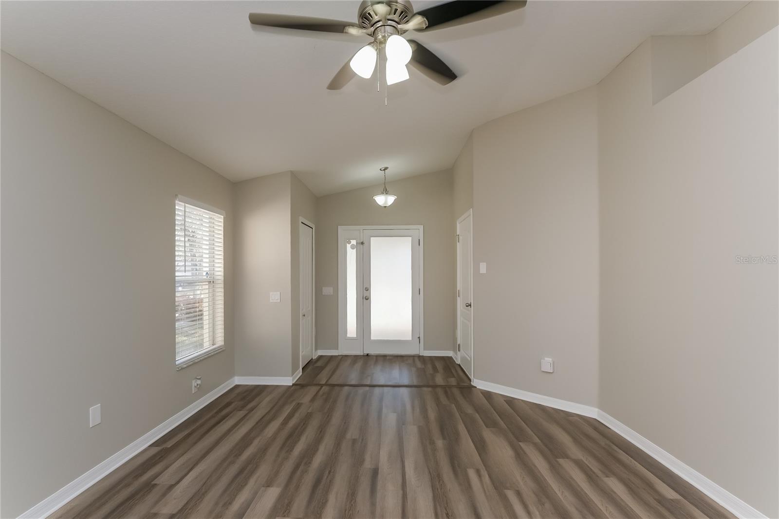 Image 8 of 15 For 15411 Peach Stone Place