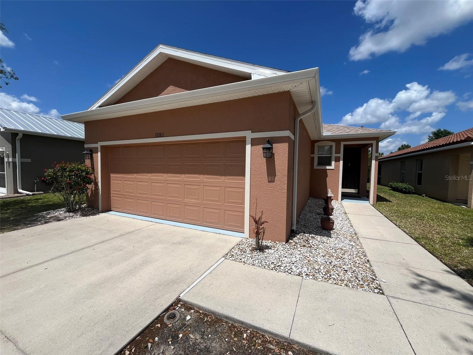 Details for 13282 Pembroke Circle N, LAKE SUZY, FL 34269