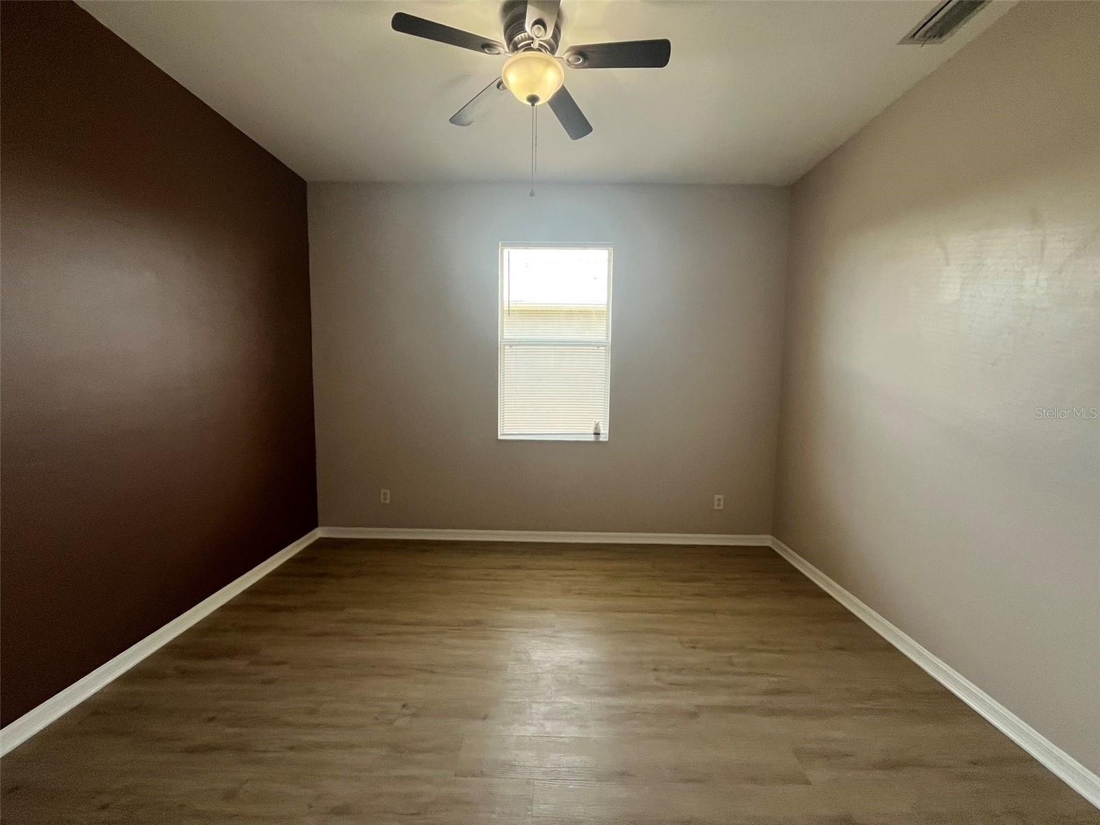 Image 7 of 15 For 13282 Pembroke Circle N